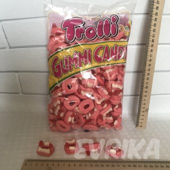 Желейная конфета Trolli Челюсти 130-140 шт